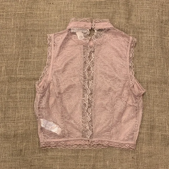 FOREVER 21 Dusty Rose Pink Lace Top, size S - Picture 6 of 6